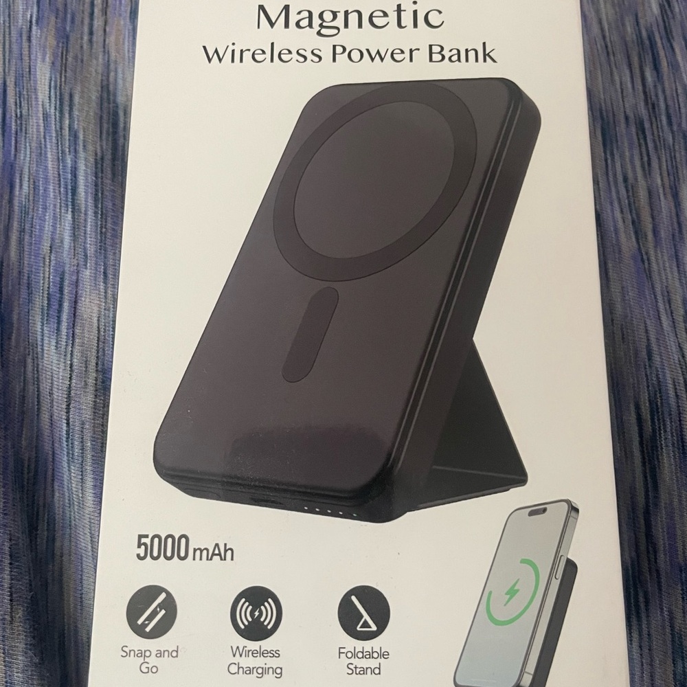 Magnetic Wireless Power Bank - Black